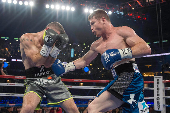 Canelo v Smith