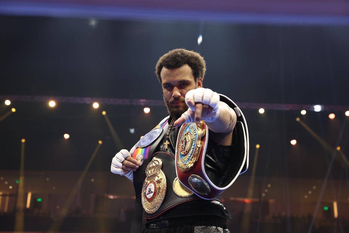 A NEW HEAVYWEIGHT ERA DAWNING