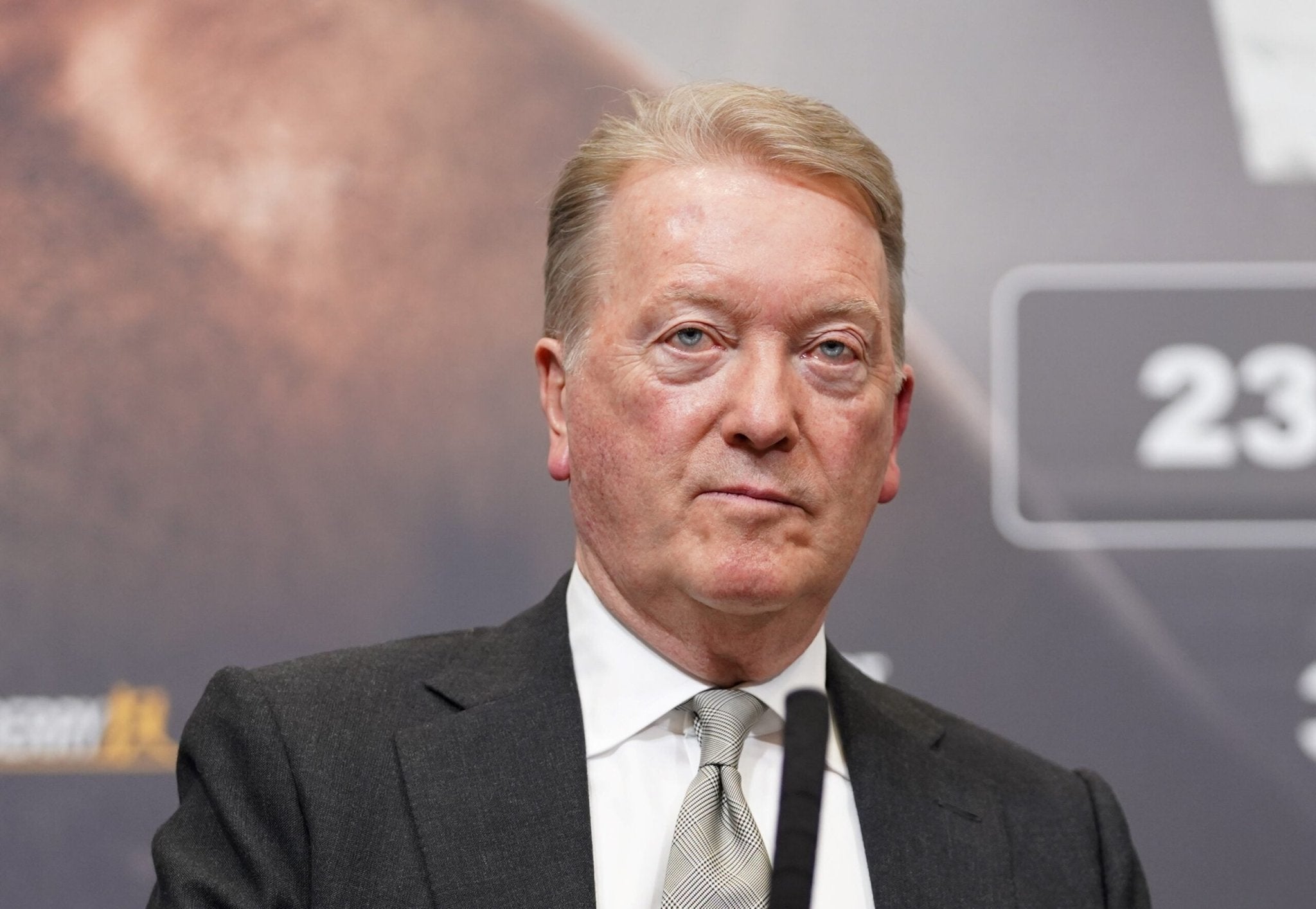 All Set For A York Hall Cracker - Queensberry