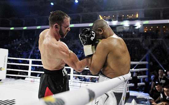 Born-Again Enzo An Uppercut Above Russian Roy - Queensberry