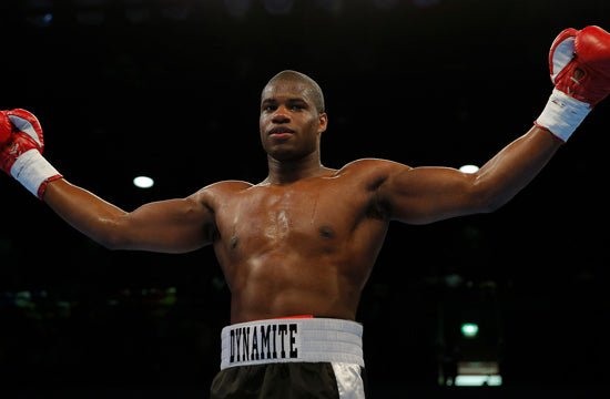 Dynamite Daniel Dubois Demolishes Dave Howe - Queensberry