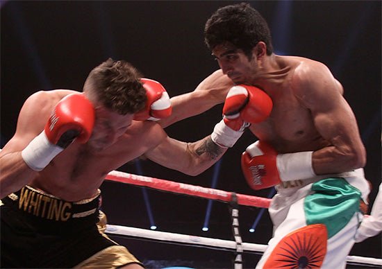 Dynamite Punching Singh Destroys Whiting In Three Rounds In Debut - Queensberry