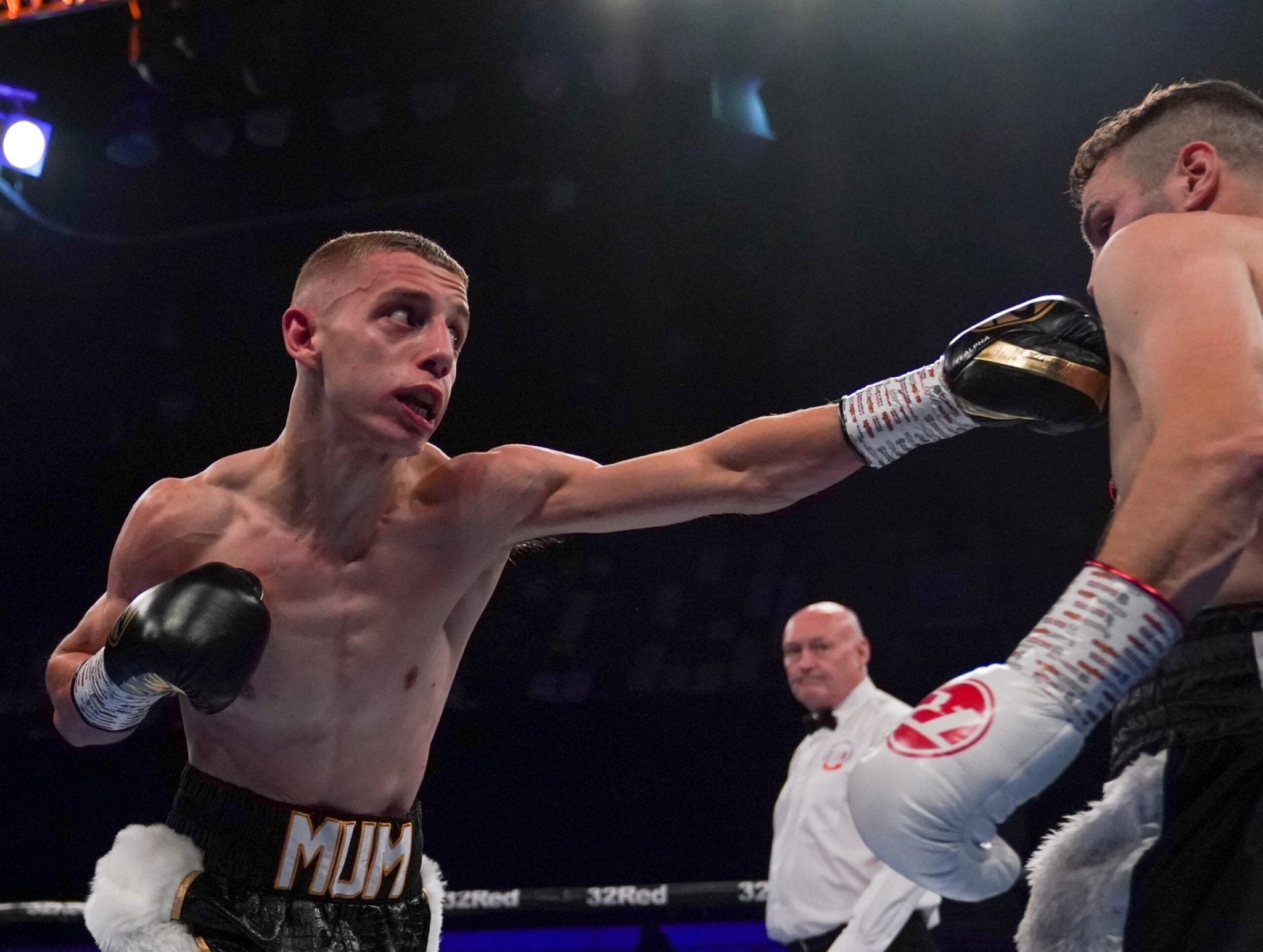 Frank Talking From New Boy Arnold - Queensberry