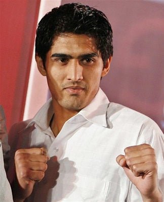 Hot Shot Vijender Singh To Make Pro Debut At Manchester Arena - Queensberry