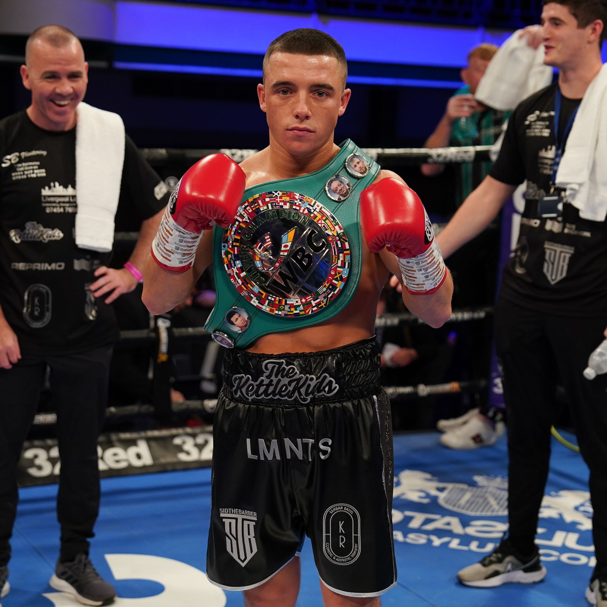 Quickfire Ball Puts Mexican To The Sword - Queensberry