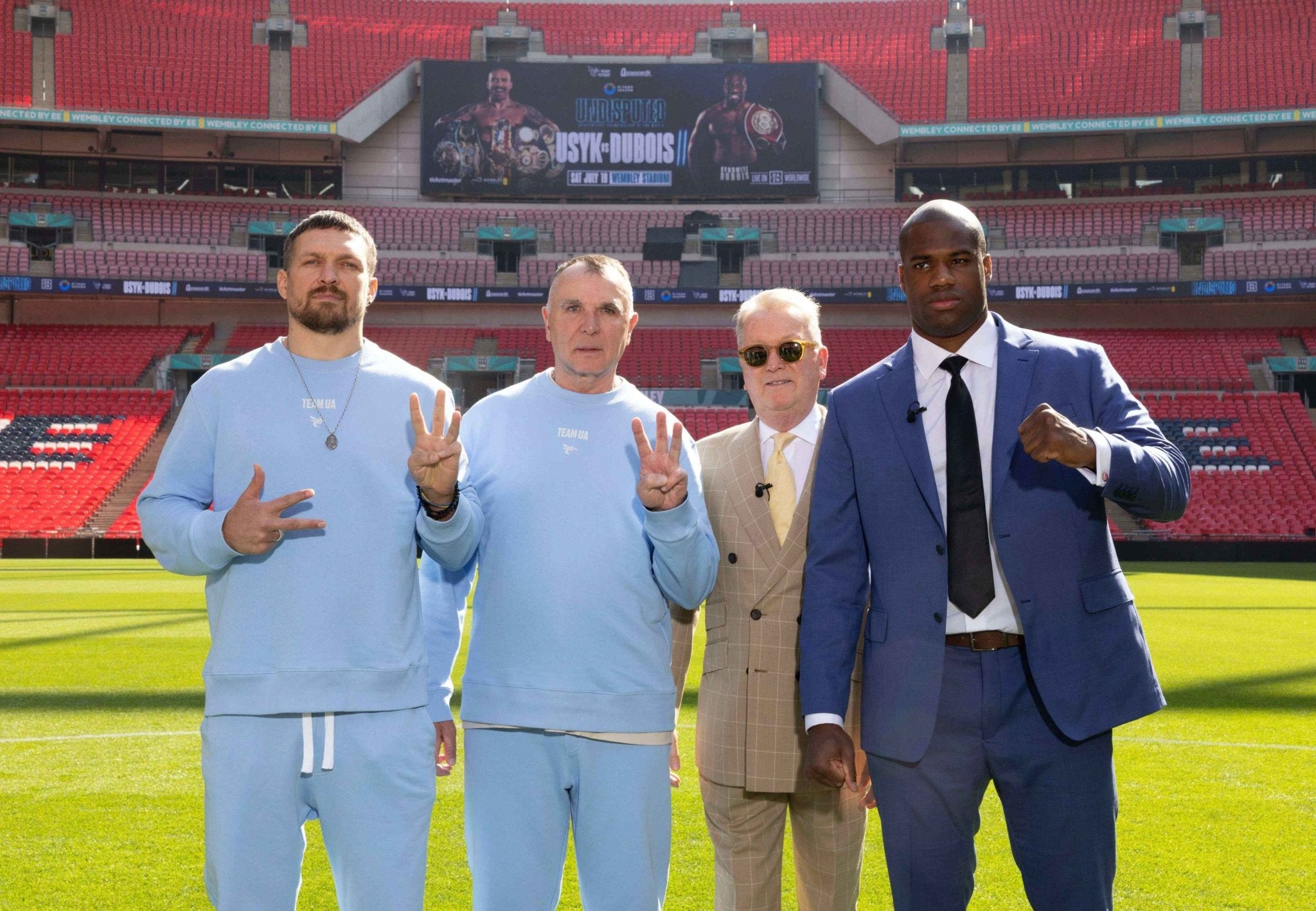 Special Summer Looming Large - Queensberry