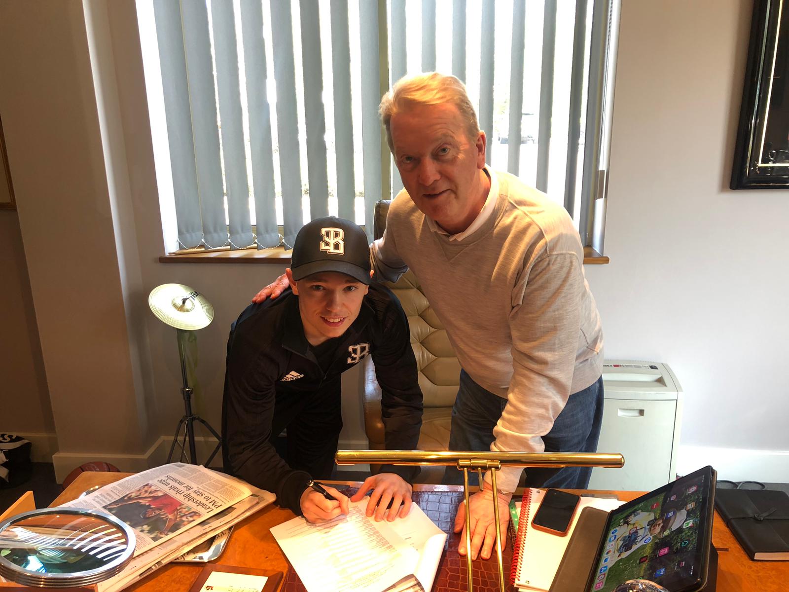 Sunny Edwards Extends Contract With Queensberry Promotions - Queensberry