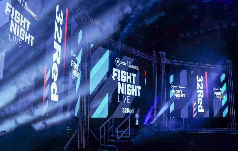 Warren Targets Monster March - Queensberry